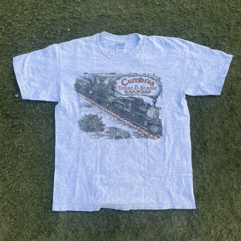 Gildan Men's Grey T-shirt